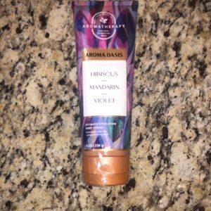 Bath & Body Works Aromatherapy Aroma Oasis HIBISCUS MANDARIN VIOLET Body Cream